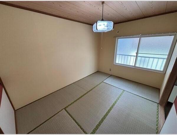 札幌市西区山の手三条１丁目のアパート