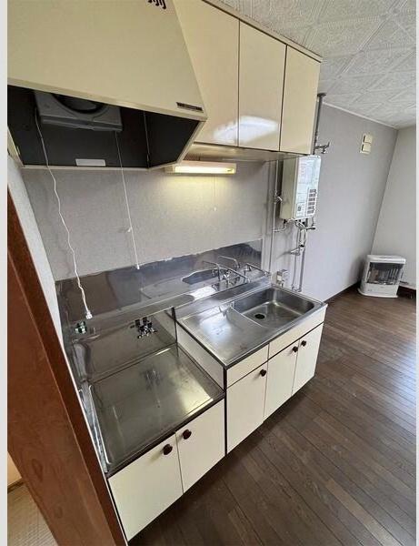 札幌市西区山の手三条１丁目のアパート