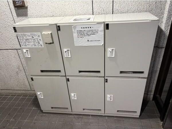 札幌市中央区南十三条西８丁目のマンション