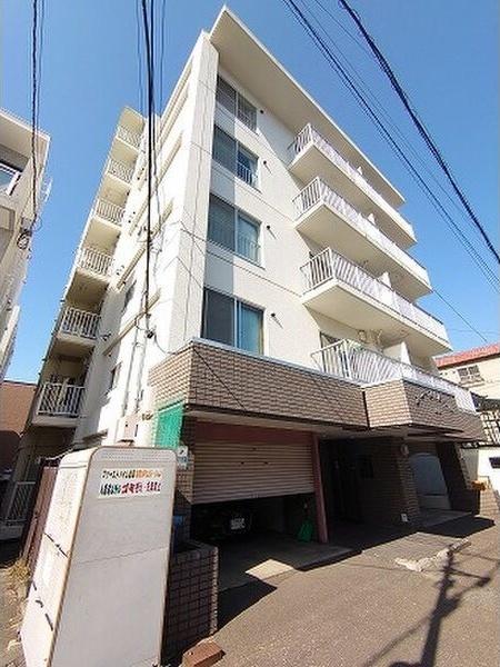 札幌市中央区南十三条西８丁目のマンション