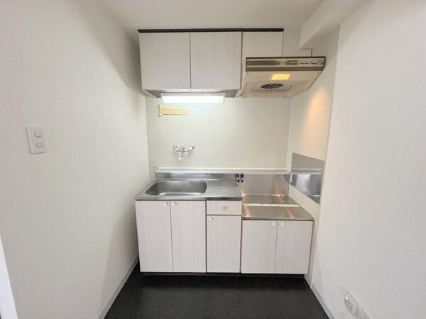 札幌市中央区南十三条西８丁目のマンション