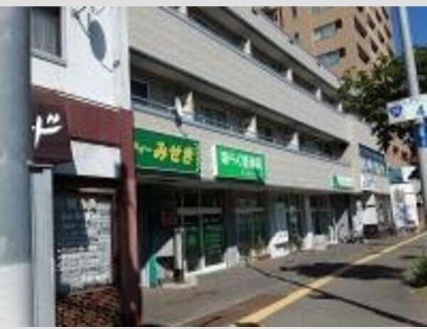 札幌市豊平区美園三条４丁目のアパート