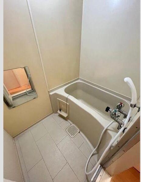 札幌市豊平区美園三条４丁目のアパート