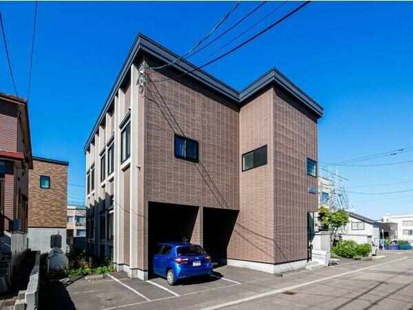 札幌市豊平区月寒東二条４丁目のアパート