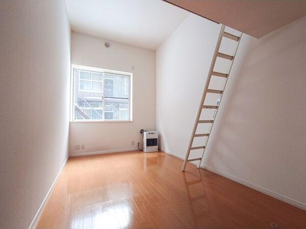 札幌市中央区南八条西１丁目のアパート