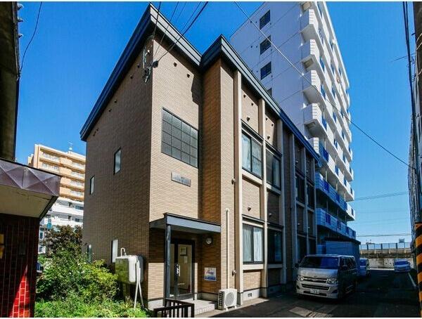 札幌市中央区南八条西１丁目のアパート