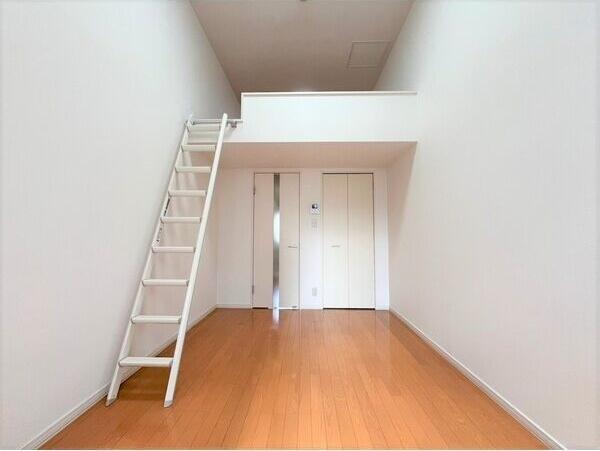 札幌市中央区南八条西１丁目のアパート