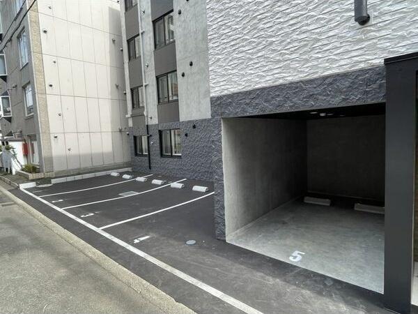 札幌市北区北三十八条西８丁目のマンション