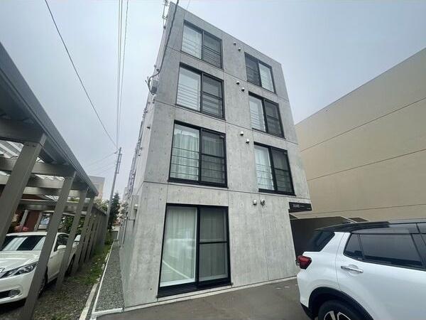 札幌市西区西町北18丁目のマンション