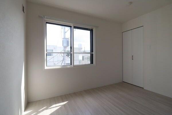 札幌市東区北十六条東３丁目のマンション