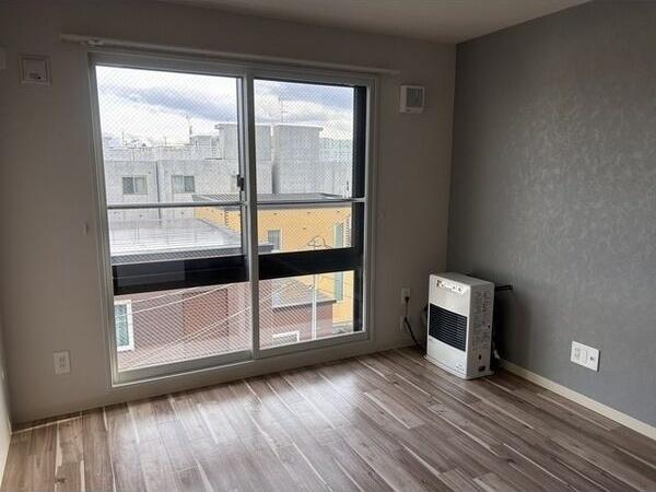 札幌市豊平区美園八条３丁目のマンション