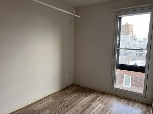 札幌市豊平区美園八条３丁目のマンション