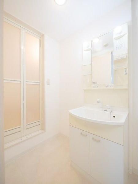 札幌市白石区菊水四条３丁目のアパート