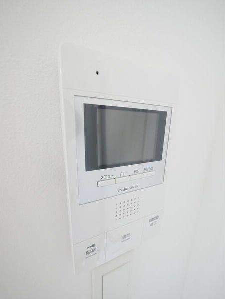 札幌市白石区本郷通７丁目北のマンション