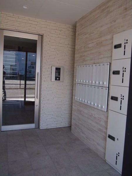 札幌市中央区南六条西２３丁目のマンション