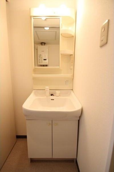 札幌市豊平区美園三条２丁目のマンション