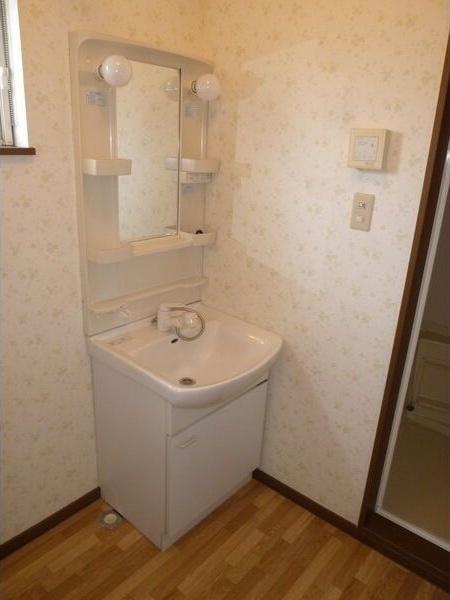 札幌市東区北三十七条東１９丁目のアパート