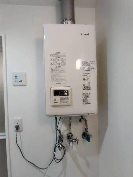 札幌市白石区南郷通１８丁目南のアパート