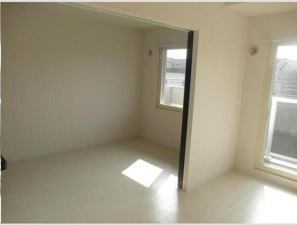 札幌市東区北三十三条東１０丁目のマンション