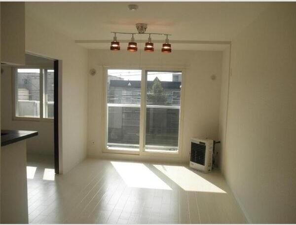 札幌市東区北三十三条東１０丁目のマンション