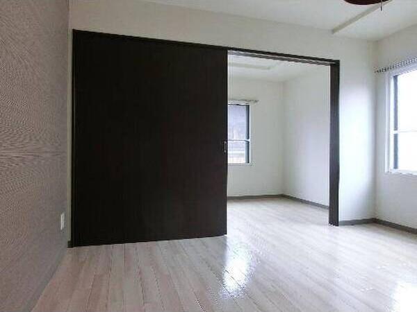 札幌市東区北十二条東１丁目のマンション