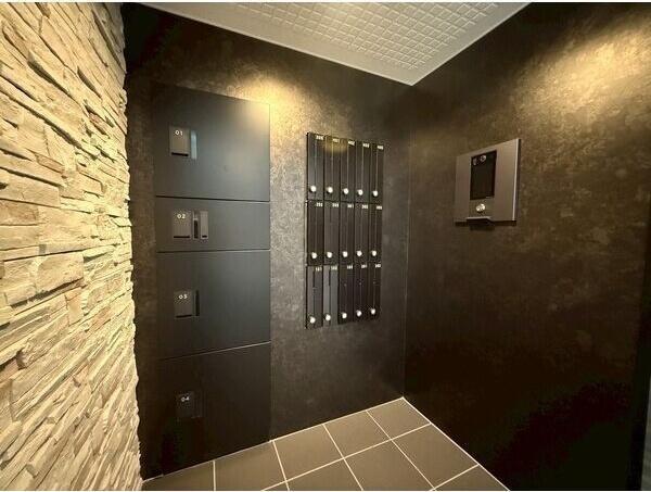 札幌市西区西町北１３丁目のマンション