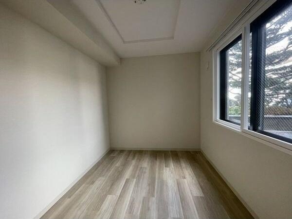 札幌市豊平区平岸三条１８丁目のマンション