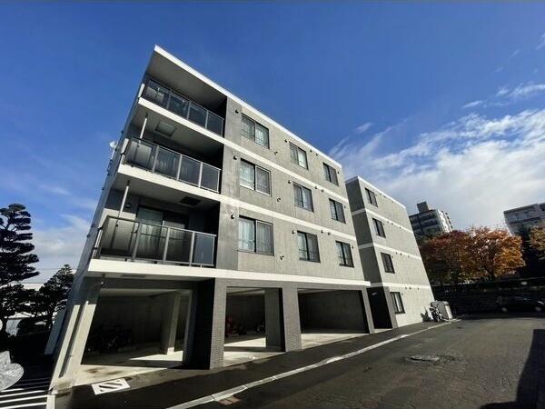 札幌市豊平区平岸三条１８丁目のマンション