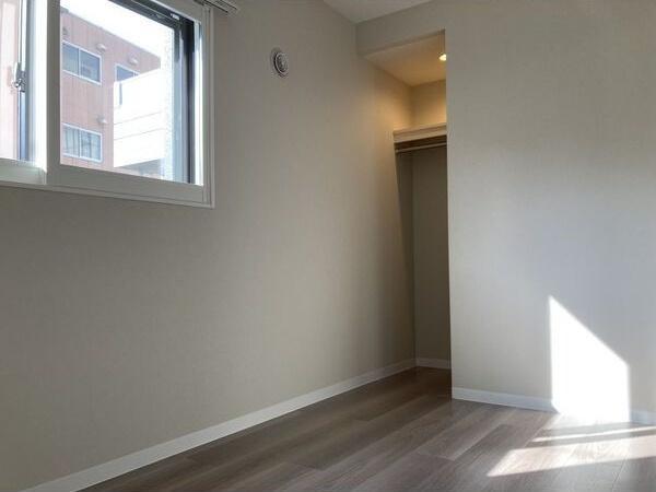 札幌市白石区菊水三条２丁目のマンション