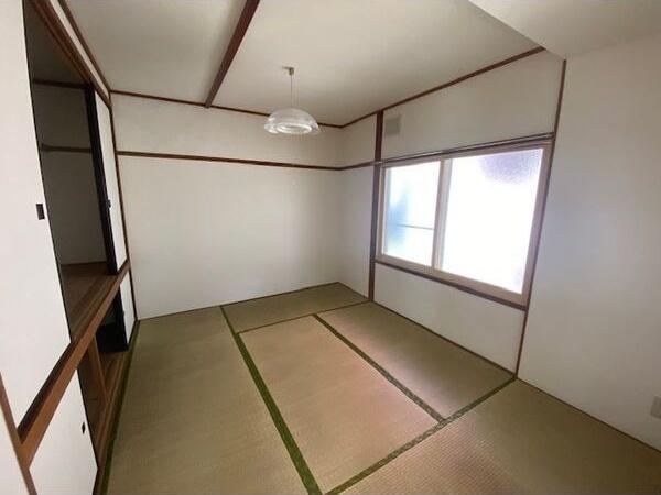 札幌市豊平区月寒東一条１丁目のアパート