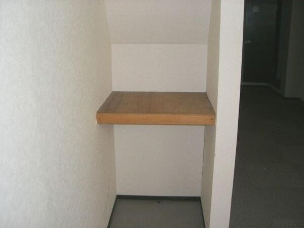 札幌市豊平区月寒西二条９丁目のアパート