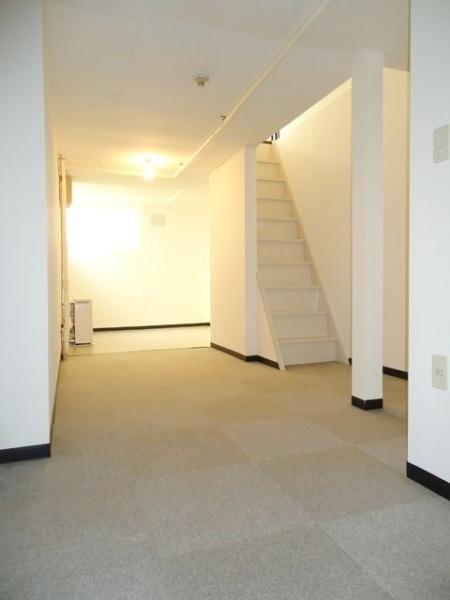 月寒原レジデンス