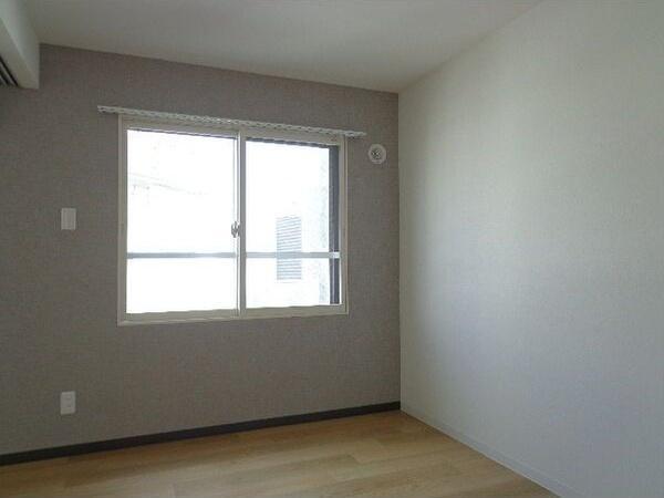 札幌市中央区宮の森一条６丁目のマンション