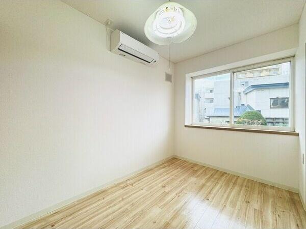 札幌市豊平区平岸四条１１丁目のアパート