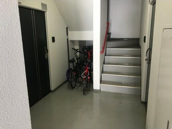 札幌市豊平区平岸二条９丁目のマンション