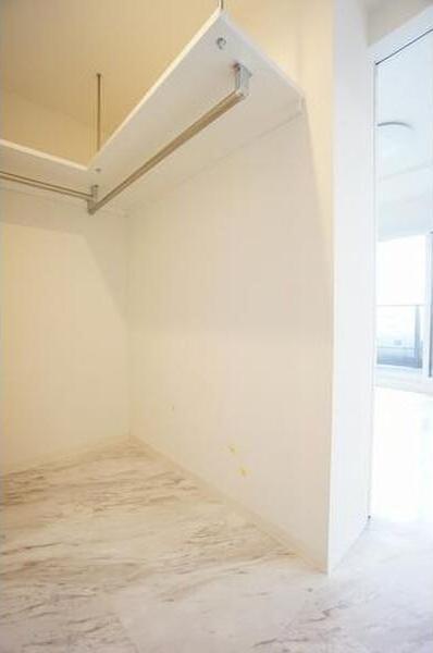 札幌市西区八軒三条東１丁目のマンション