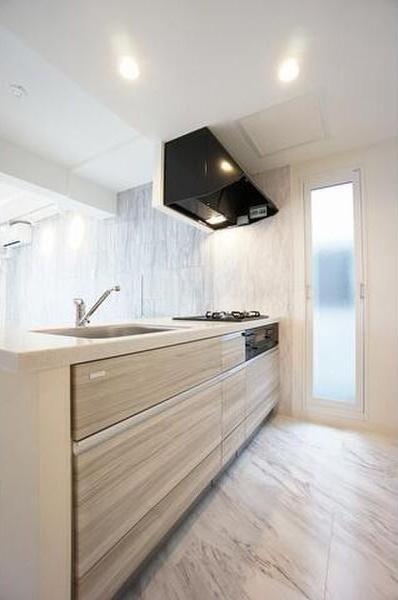 プライムエイト