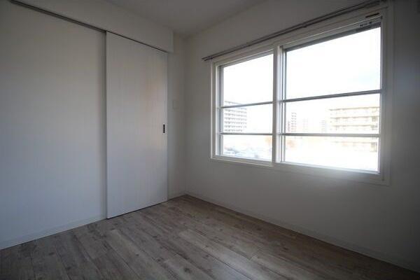 札幌市豊平区豊平四条１２丁目のマンション