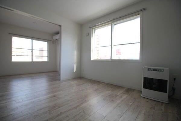 札幌市豊平区豊平四条１２丁目のマンション