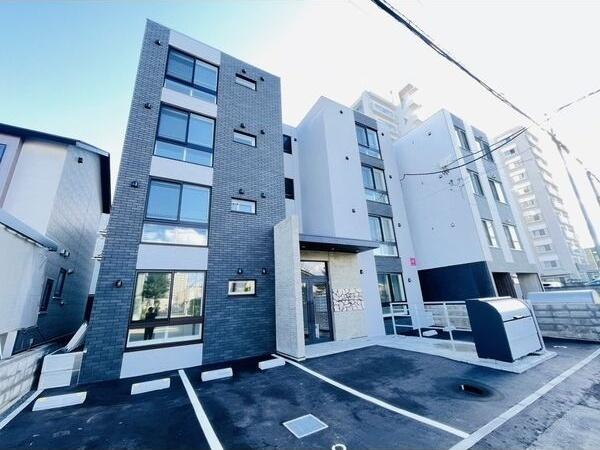 札幌市豊平区平岸四条２丁目のマンション