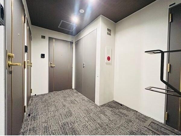 札幌市白石区本郷通１２丁目北のマンション