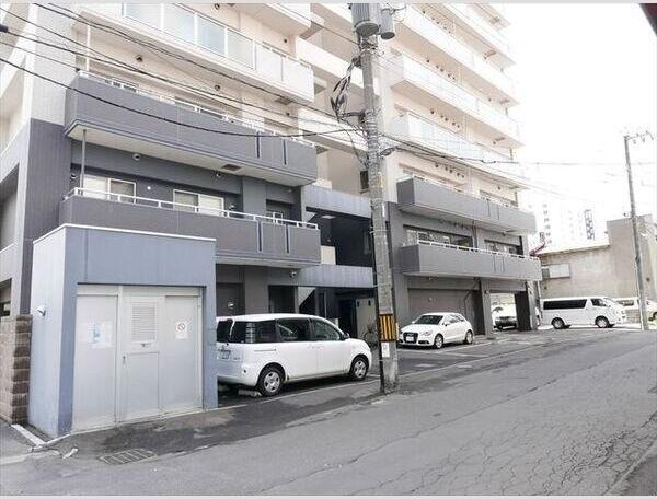 札幌市豊平区豊平三条２丁目のマンション