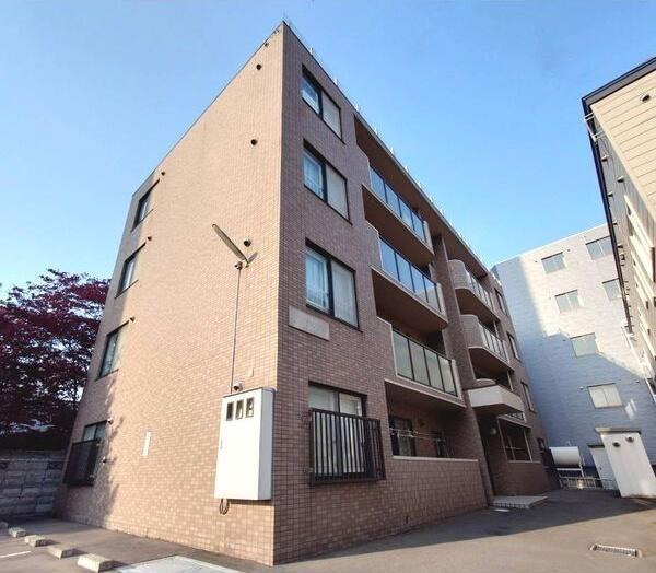 札幌市東区北十七条東１６丁目のマンション