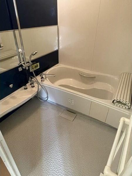 札幌市白石区北郷三条７丁目のアパート