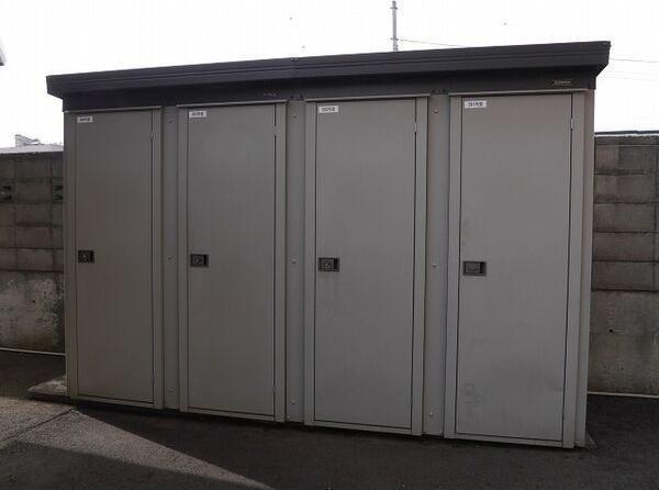 札幌市白石区北郷三条７丁目のアパート