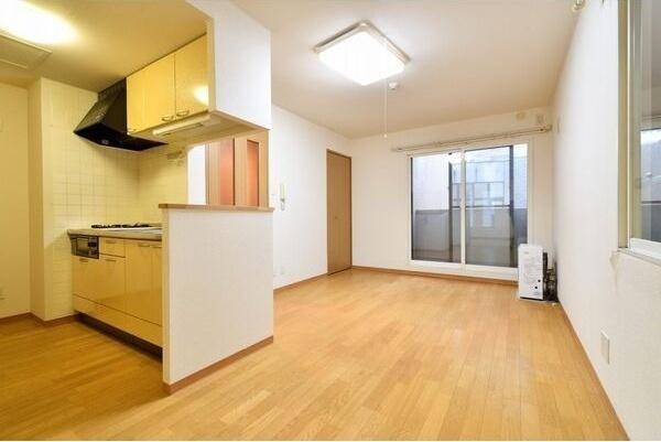 札幌市東区北十六条東１丁目のアパート