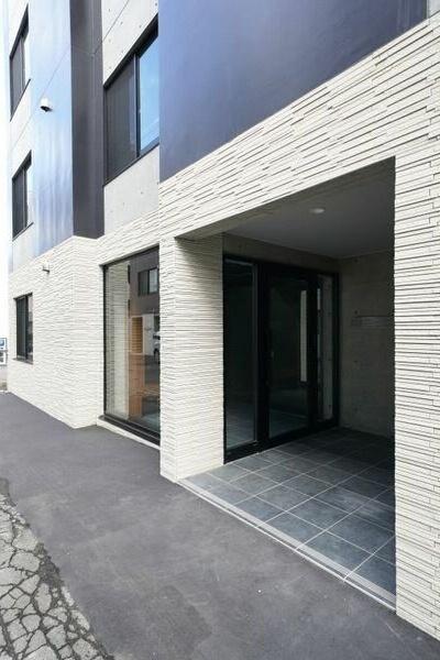 札幌市中央区南七条西１２丁目のマンション