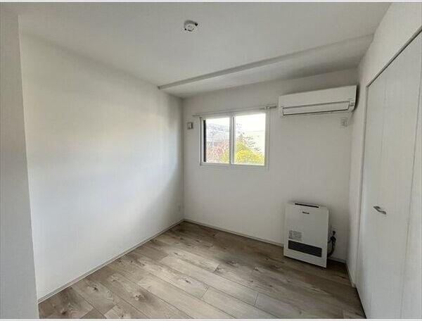 札幌市中央区北二条西２３丁目のマンション