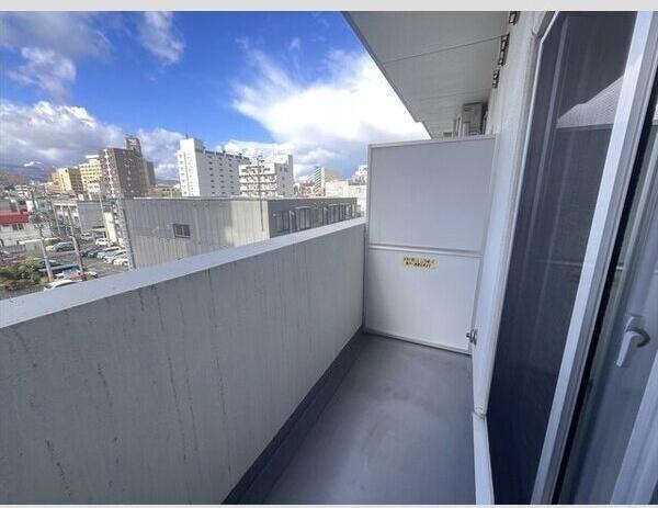 札幌市中央区南四条西１３丁目のマンション