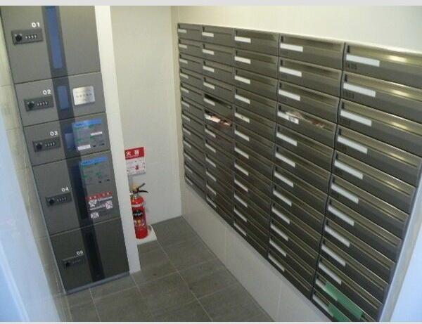 札幌市中央区南四条西１３丁目のマンション